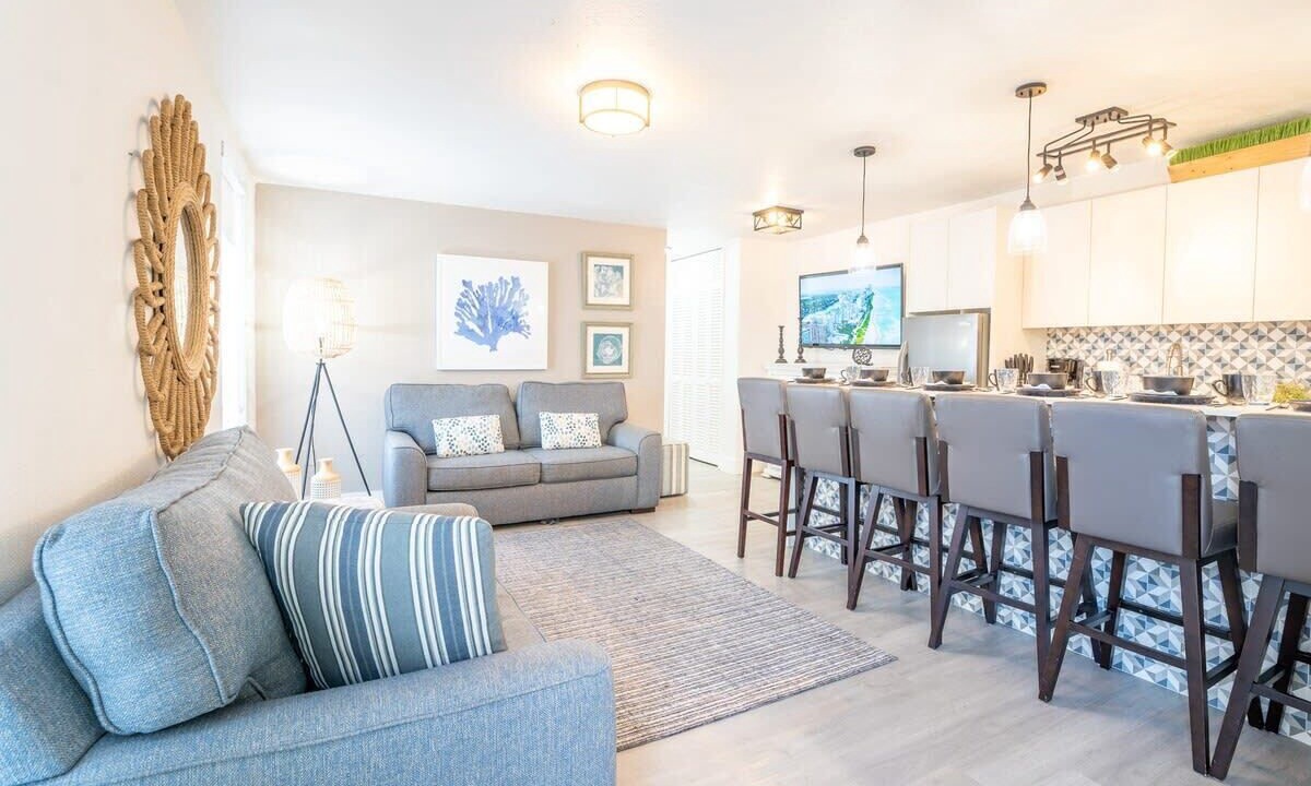 Photo of Livingroom in North Beach