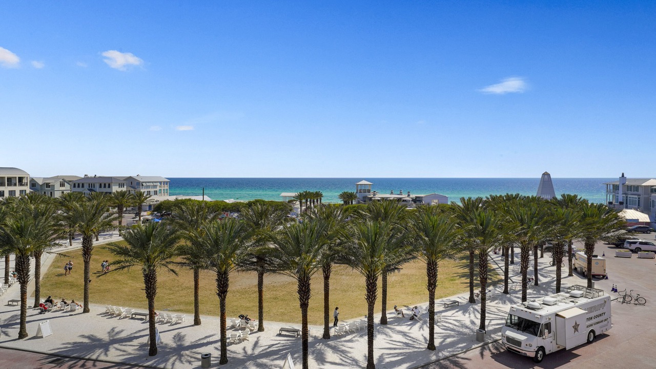 Photo of Patio Balcony in Seaside