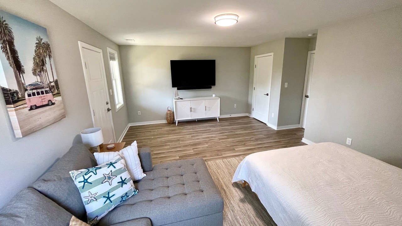 Photo of Bedroom in Issue