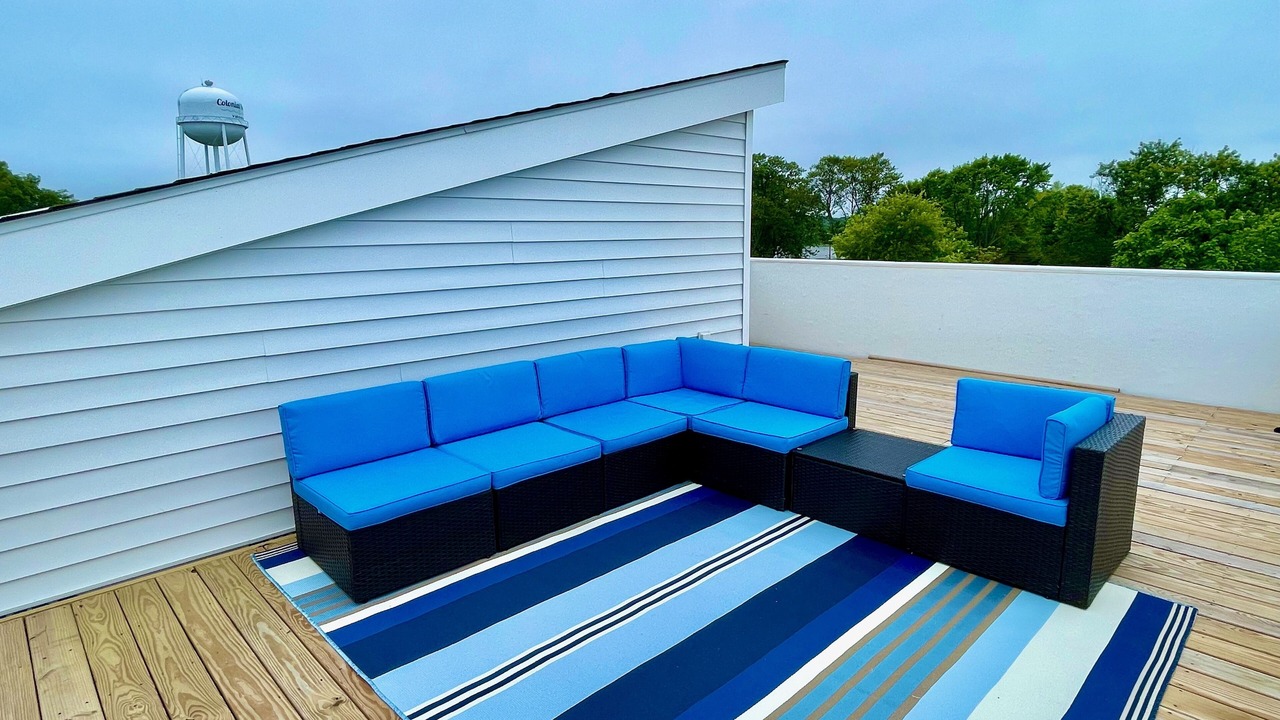Photo of Patio Balcony in Issue