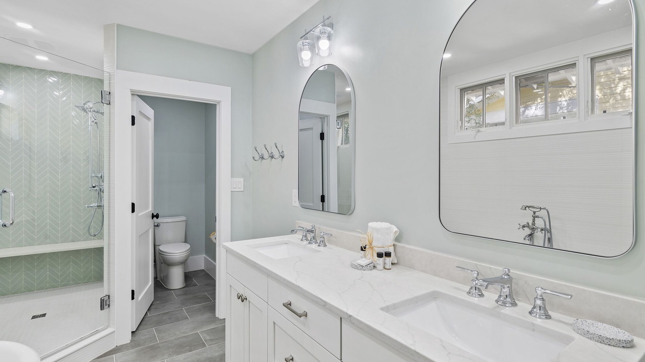 Photo of Bathroom in Cottage District