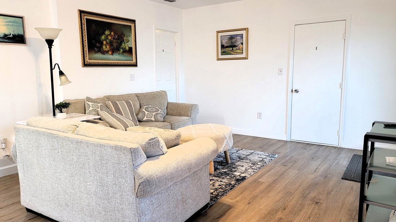 Photo of Livingroom in Tallahassee