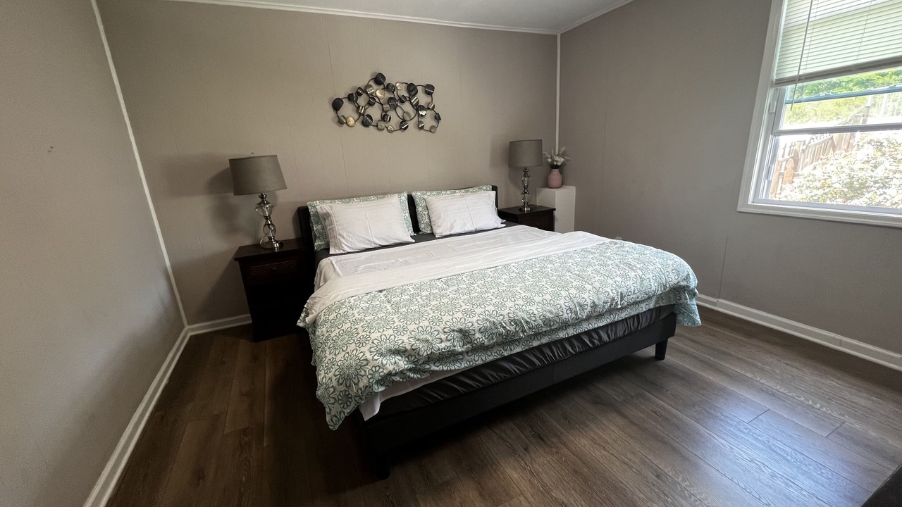 Photo of Bedroom in Lorton