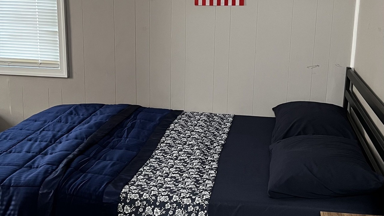Photo of Bedroom in Lorton