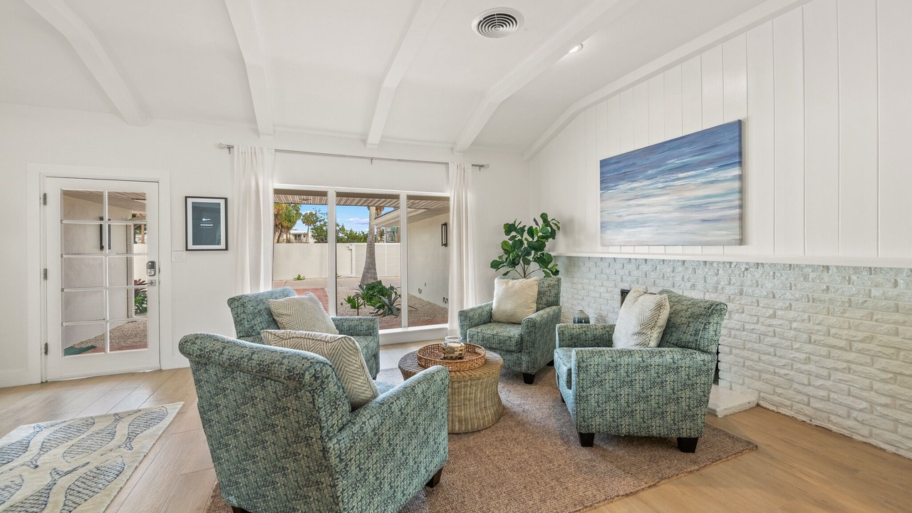 Photo of Livingroom in Saint Armands Key