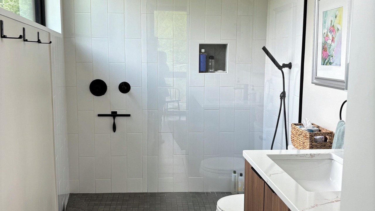 Photo of Bathroom in Haywood
