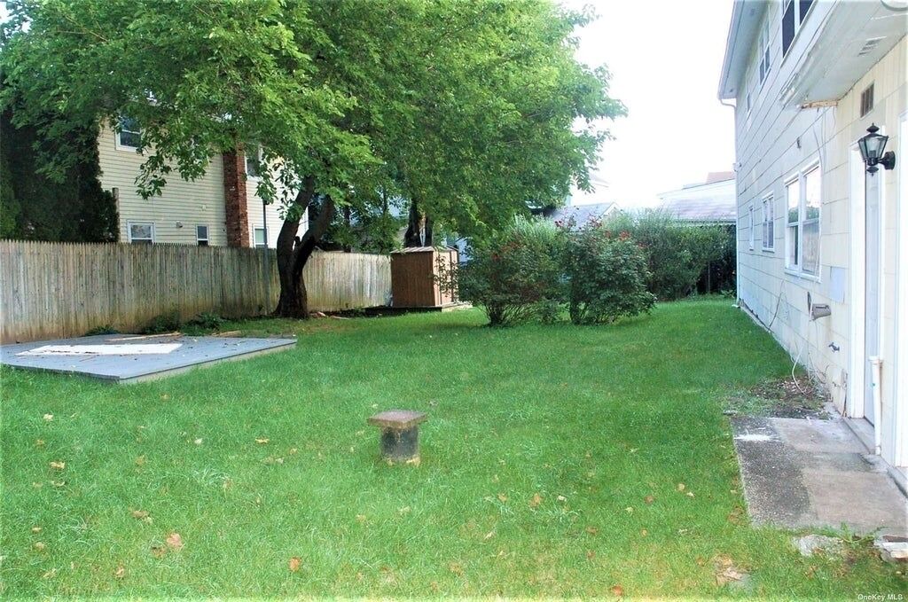 Photo of Others in Oyster Bay