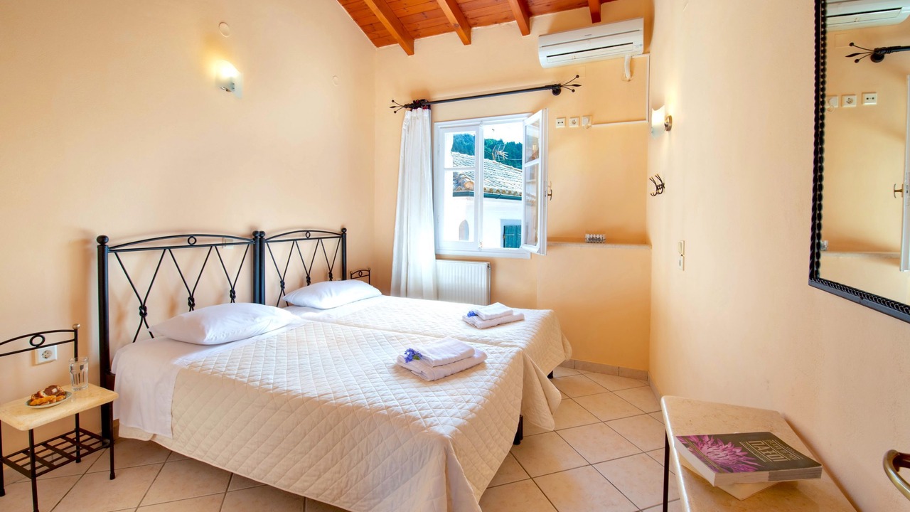 Photo of Bedroom in Lakka