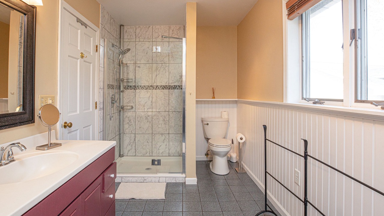 Photo of Bathroom in Melrose Park