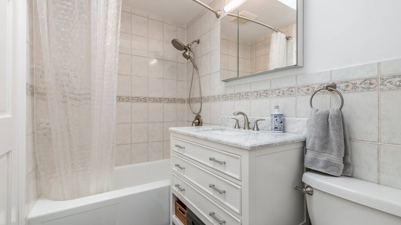 Photo of Bathroom in Water Mill