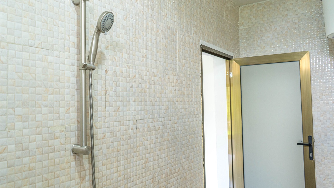 Photo of Bathroom in Ngaliema