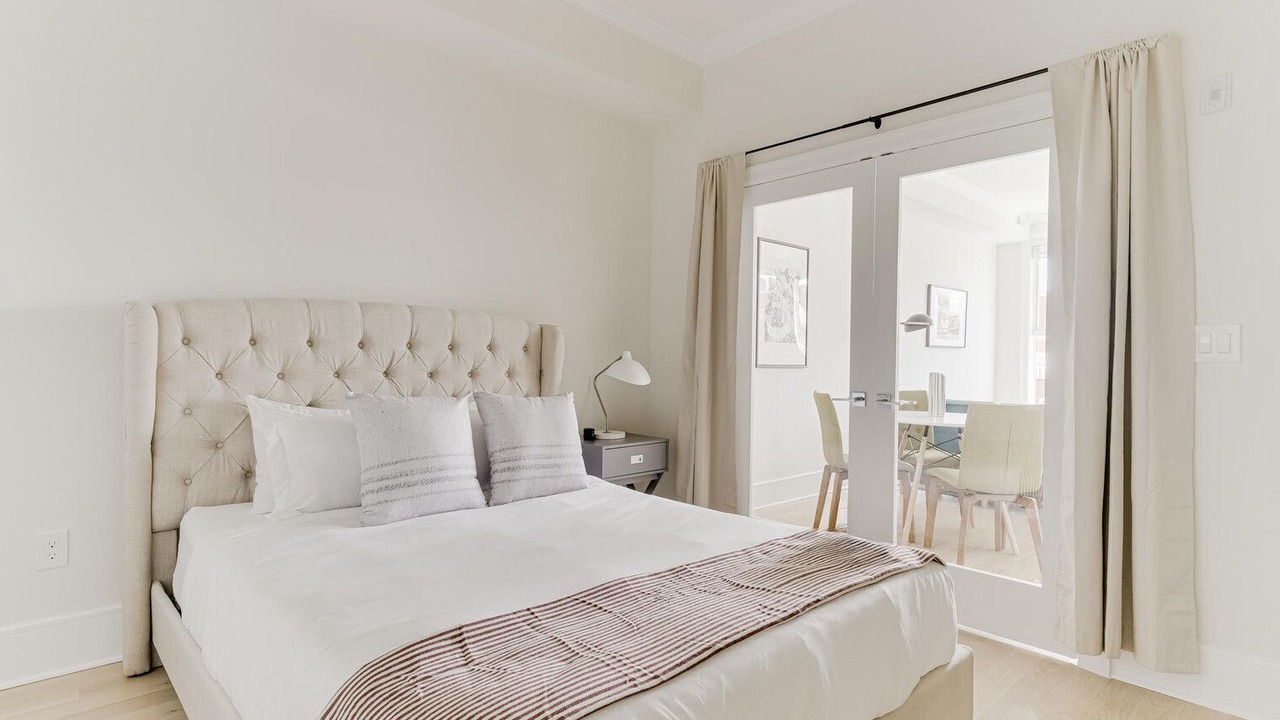 Photo of Bedroom in Dupont Circle
