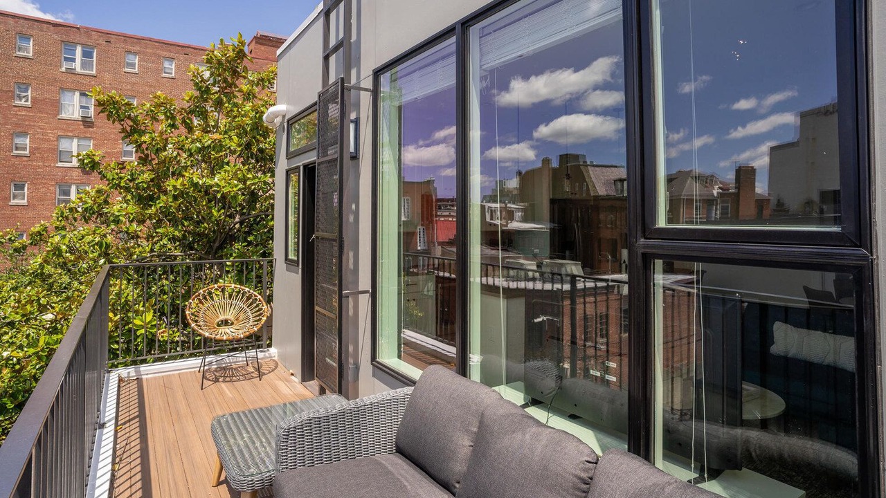 Photo of Patio Balcony in Dupont Circle
