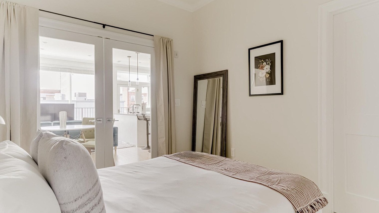 Photo of Bedroom in Dupont Circle