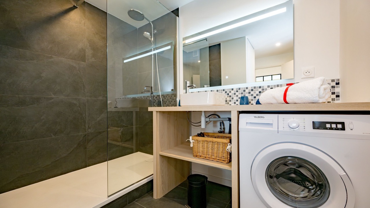Photo of Bathroom in Saint-Brieuc