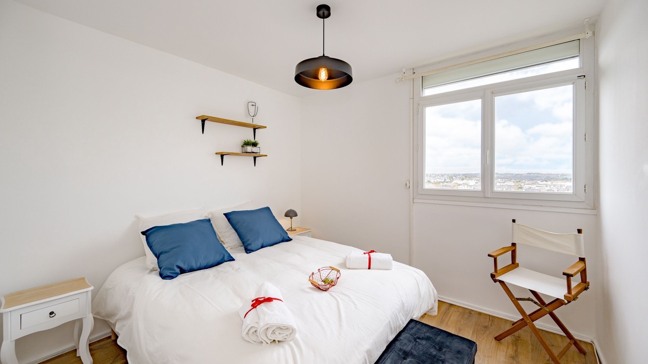 Photo of Bedroom in Saint-Brieuc