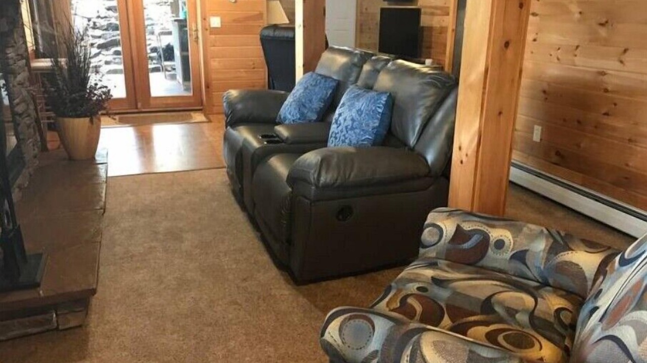 Photo of Livingroom in Weare
