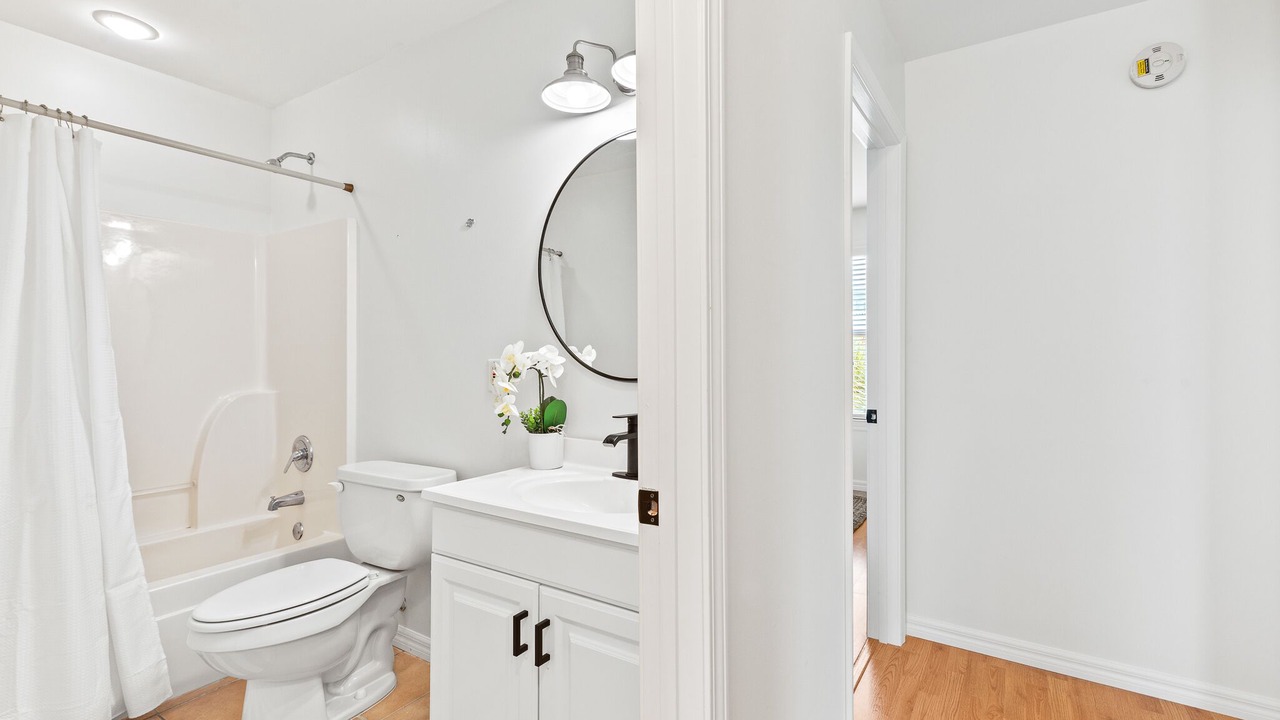 Photo of Bathroom in Treetop