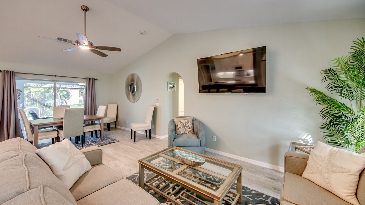 Photo of Livingroom in Trafalgar