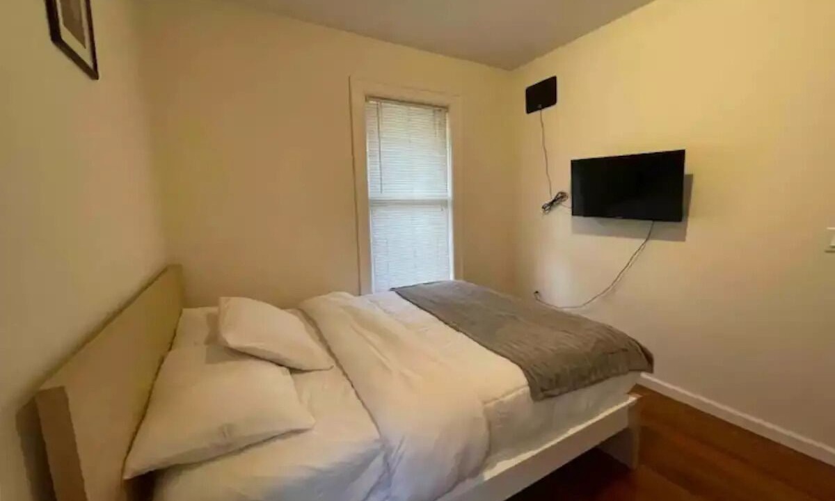 Photo of Bedroom in Queens