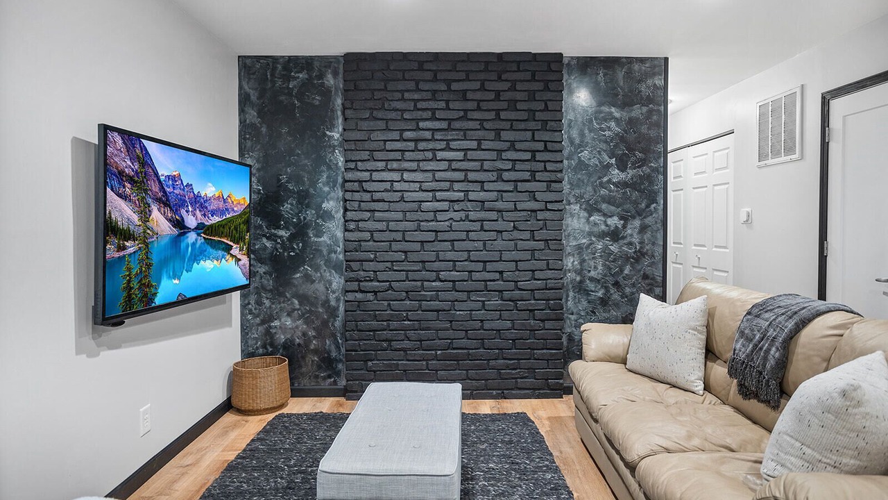 Photo of Livingroom in Lafayette