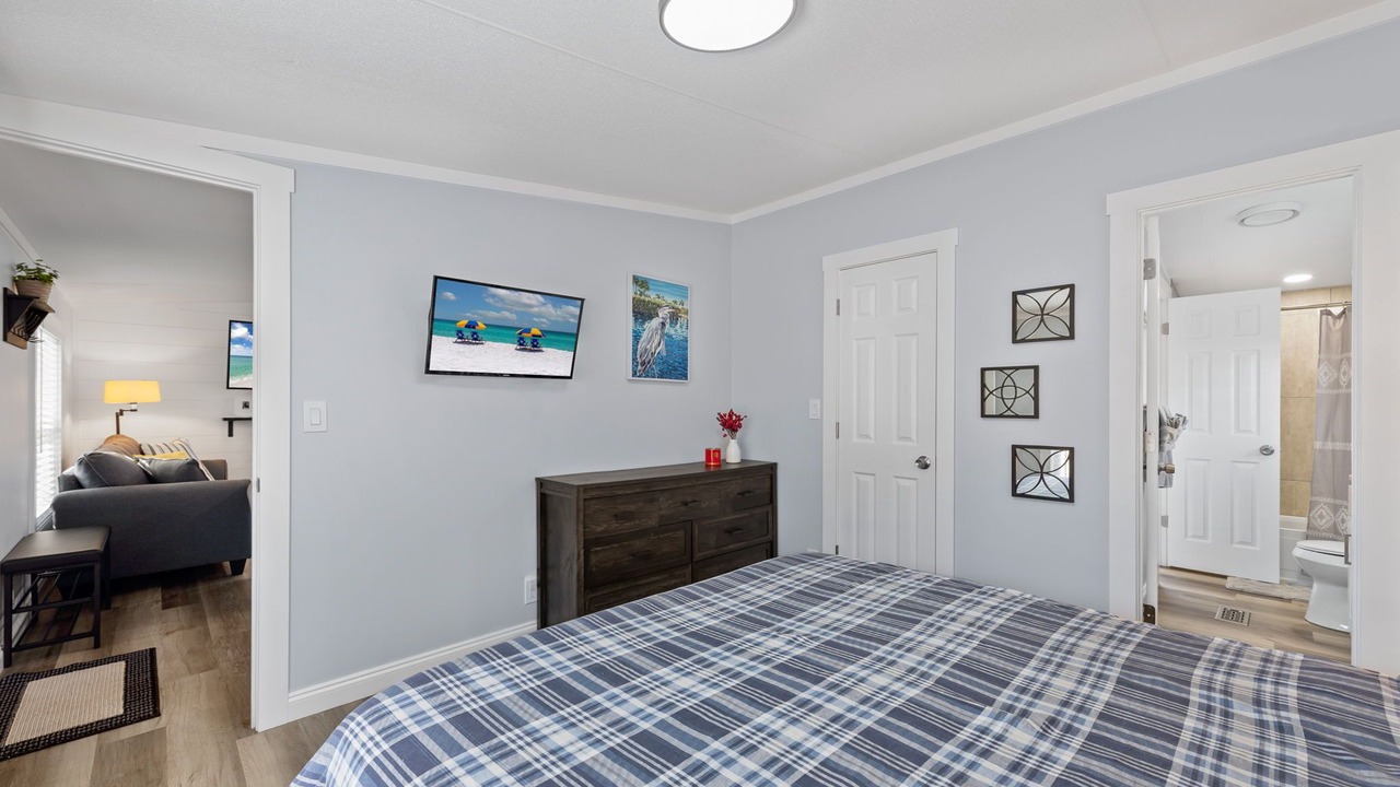 Photo of Bedroom in Mary Esther