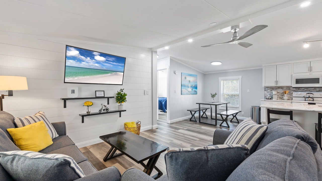 Photo of Livingroom in Mary Esther