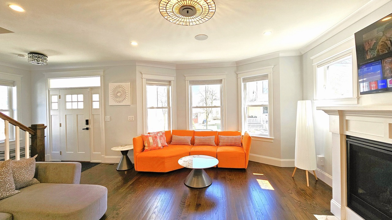 Photo of Livingroom in Boston