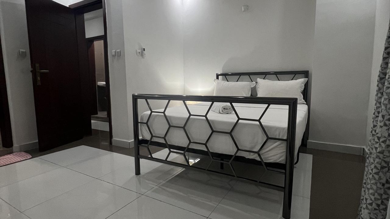 Photo of Bedroom in Ngaliema