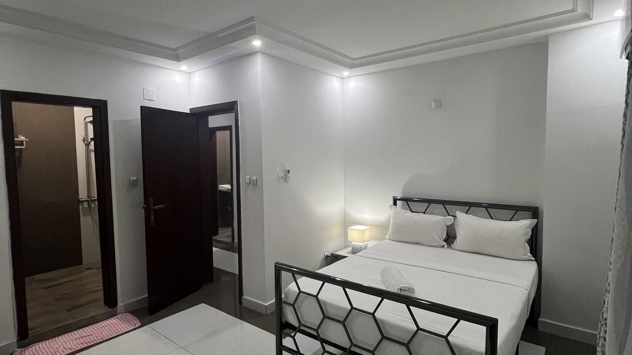 Photo of Bedroom in Ngaliema