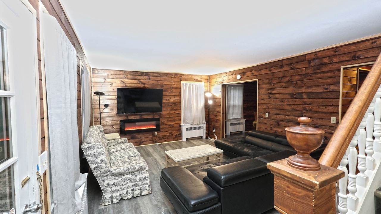 Photo of Livingroom in Haines Falls