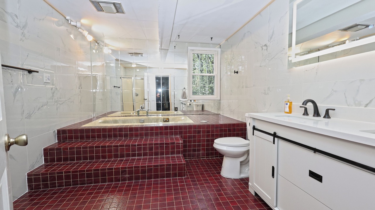 Photo of Bathroom in Haines Falls