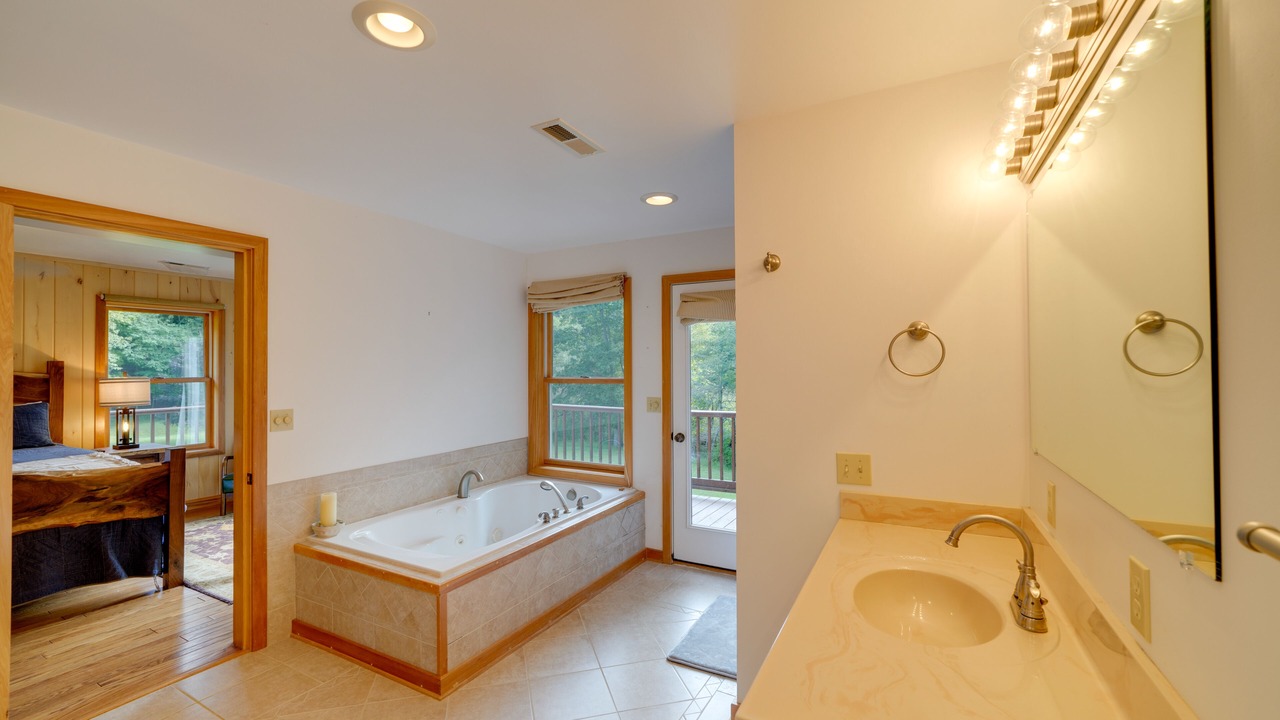 Photo of Bathroom in Marlinton