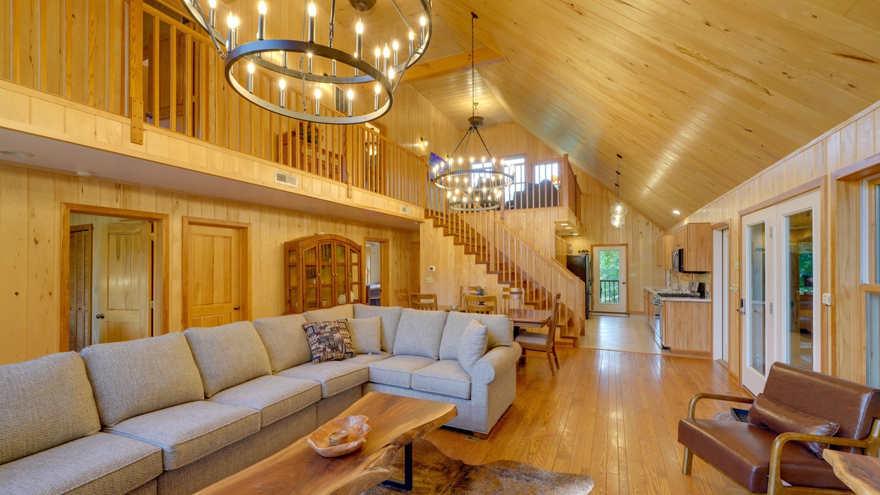 Photo of Livingroom in Marlinton