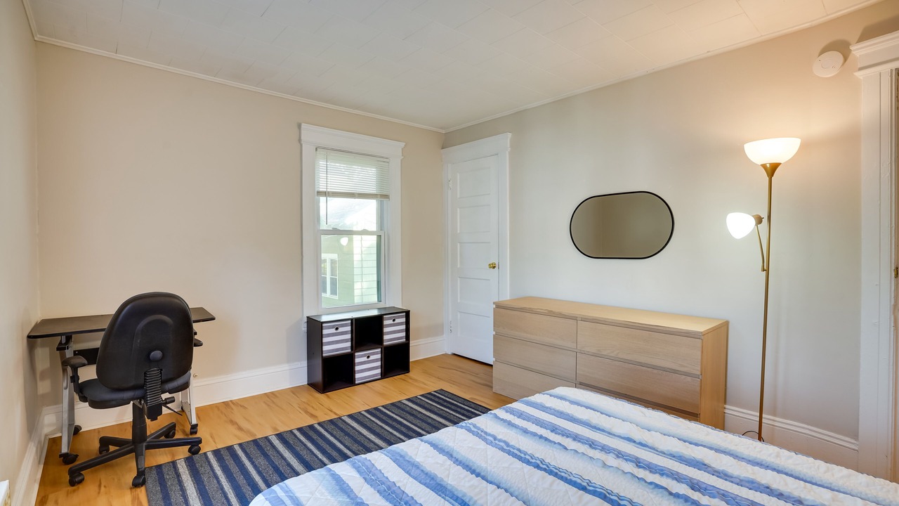 Photo of Bedroom in Eastside