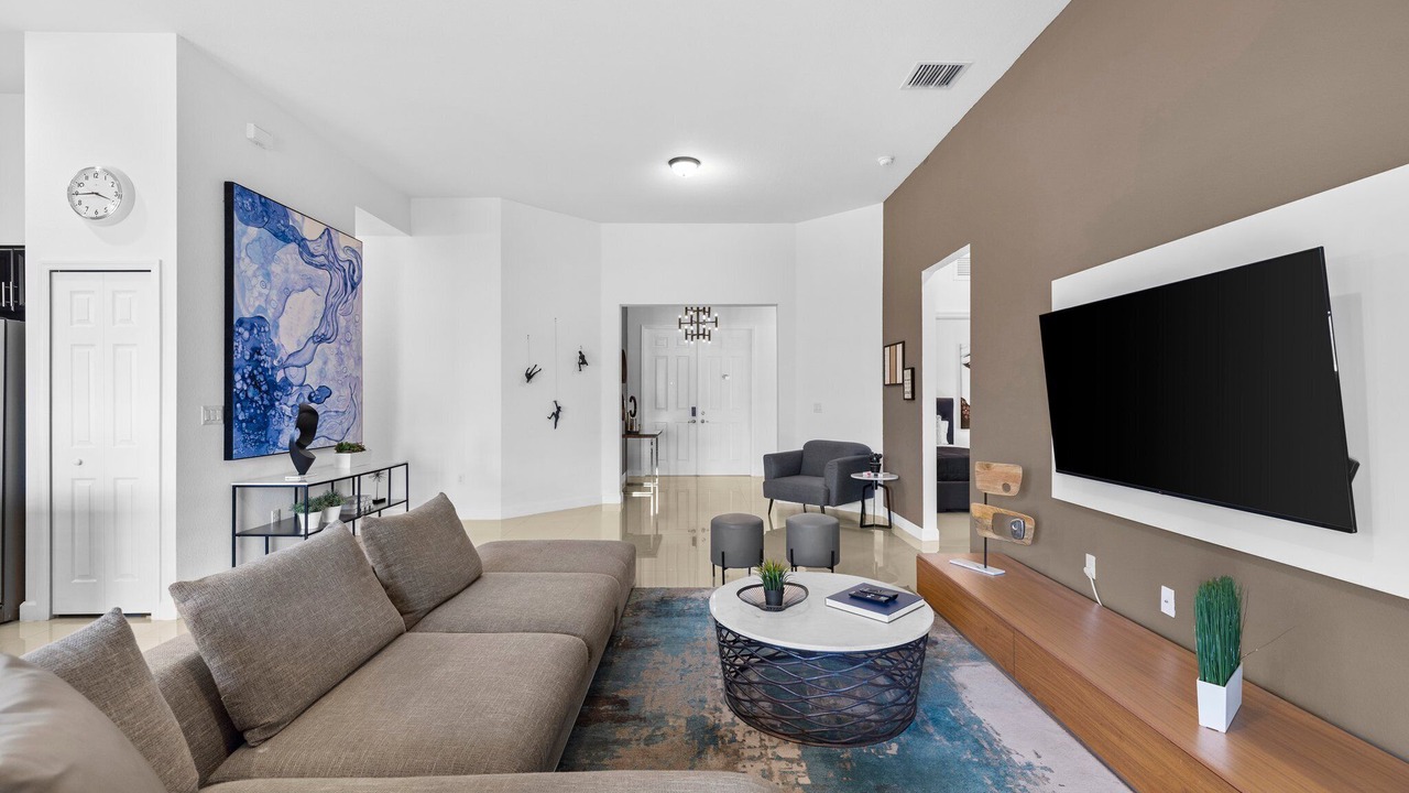 Photo of Livingroom in Tamiami