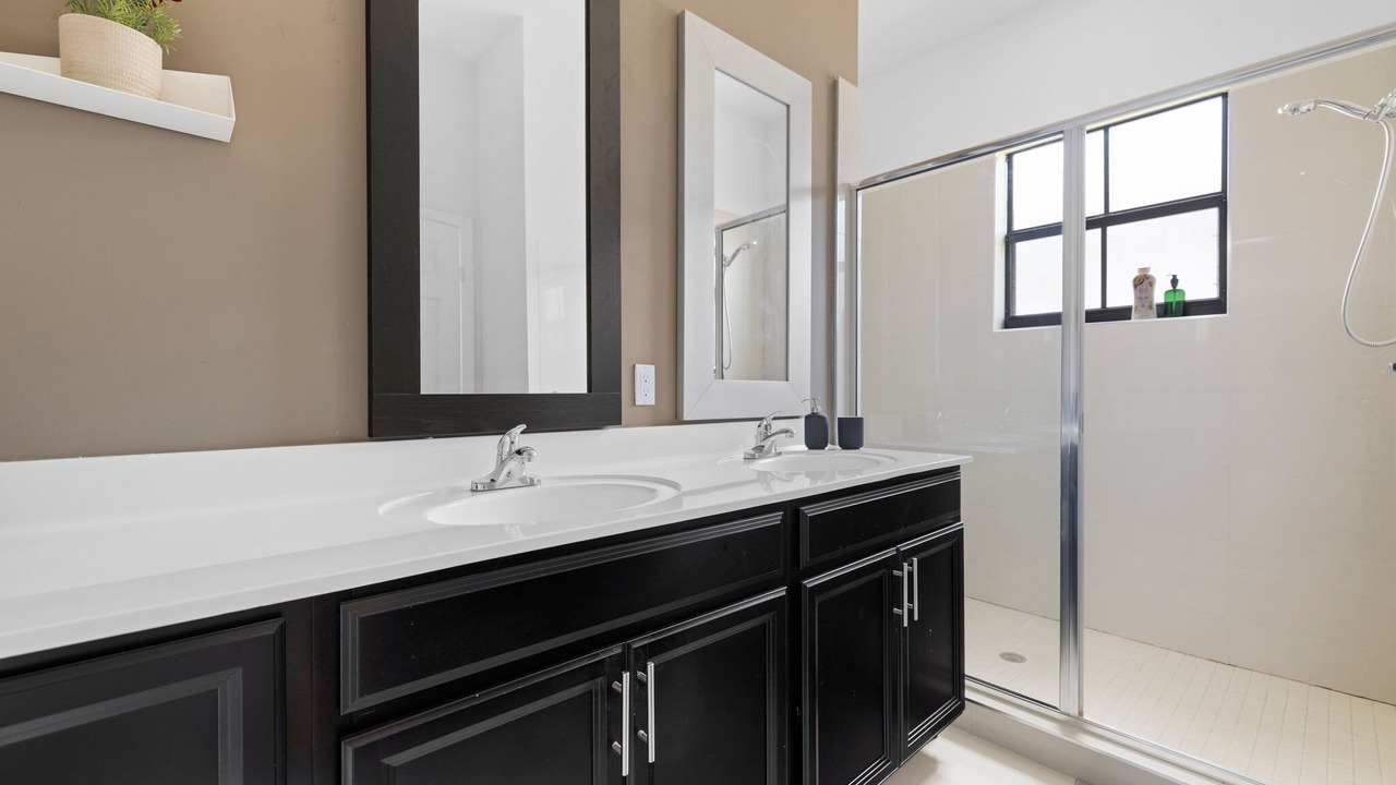Photo of Bathroom in Tamiami