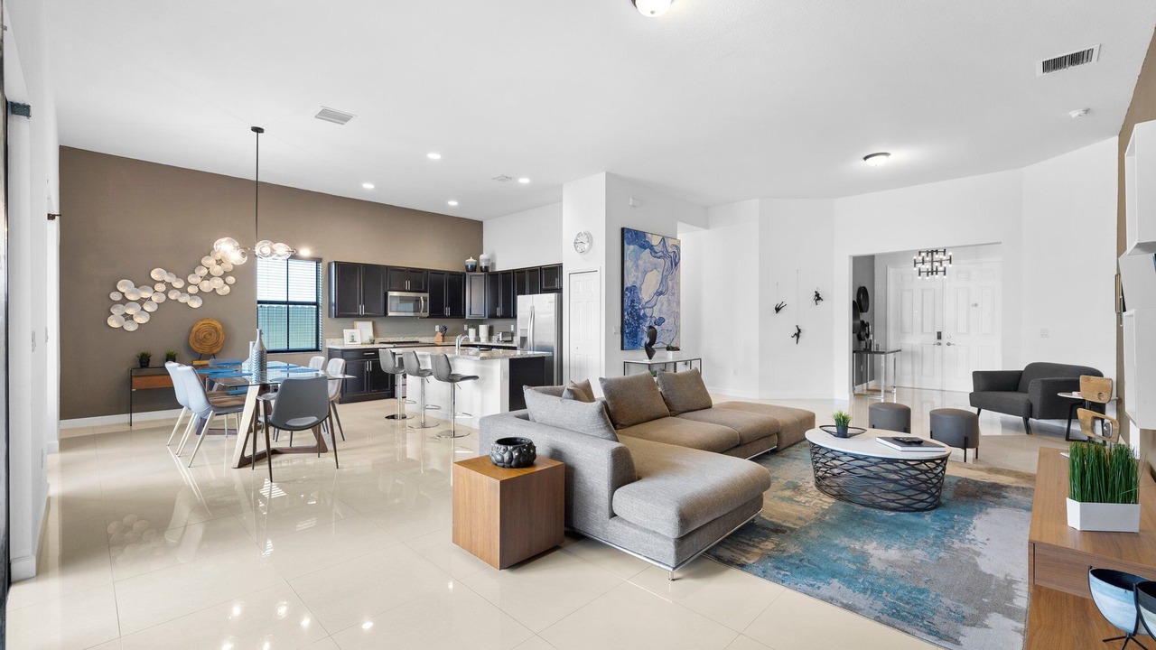 Photo of Livingroom in Tamiami