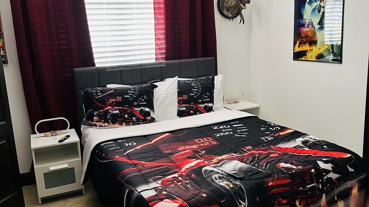 Photo of Bedroom in Tamiami