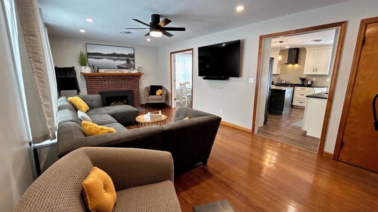 Photo of Livingroom in Schenectady
