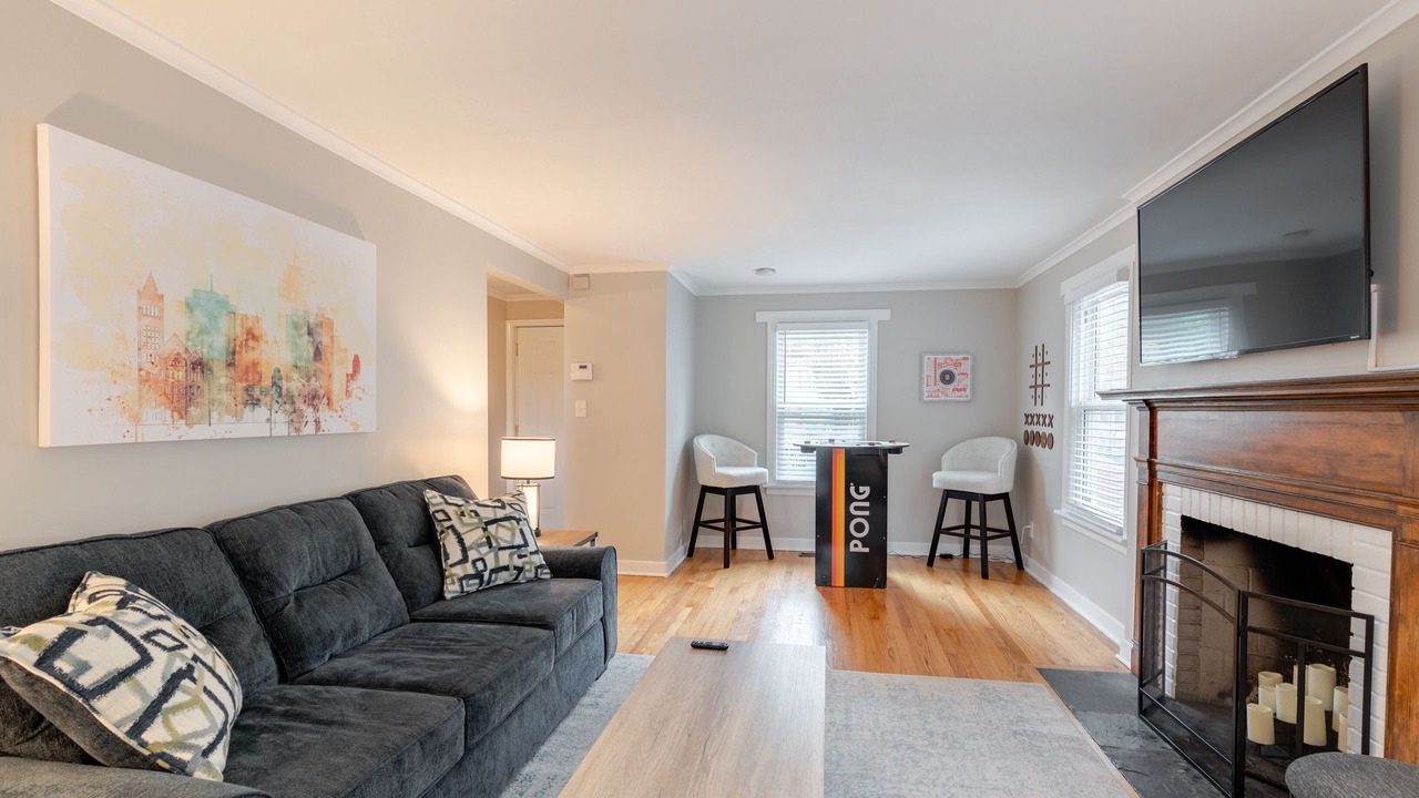 Photo of Livingroom in Eastside