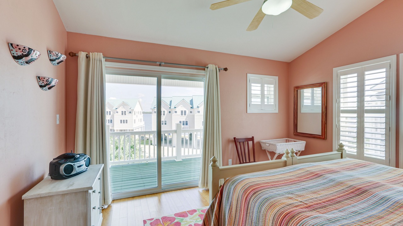 Photo of Bedroom in Alligator Point