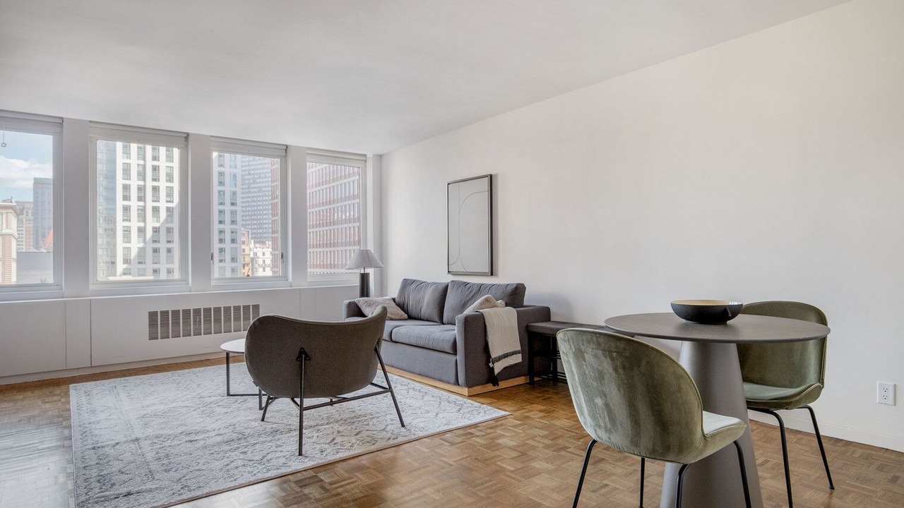 Photo of Livingroom in Back Bay