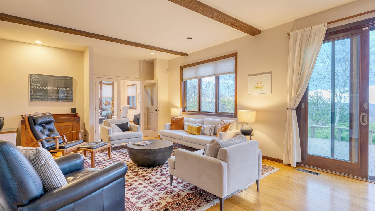 Photo of Bedroom in West Stockbridge