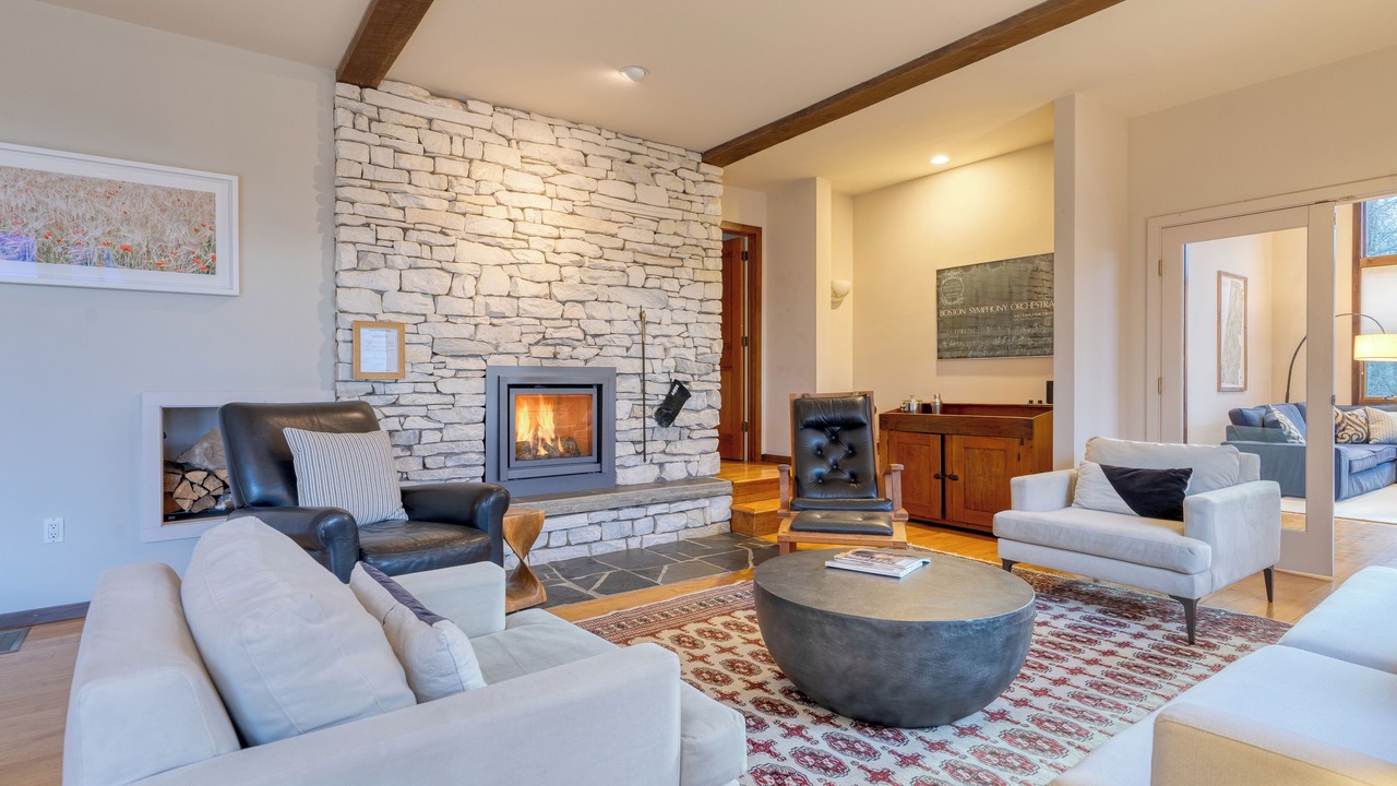 Photo of Livingroom in West Stockbridge