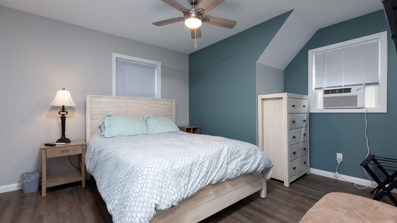 Photo of Bedroom in Warrensburg