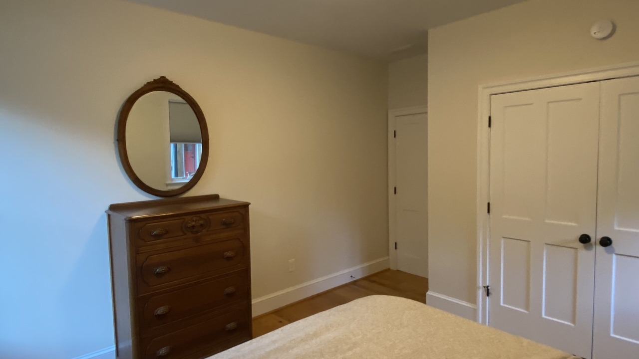 Photo of Bedroom in Etlan