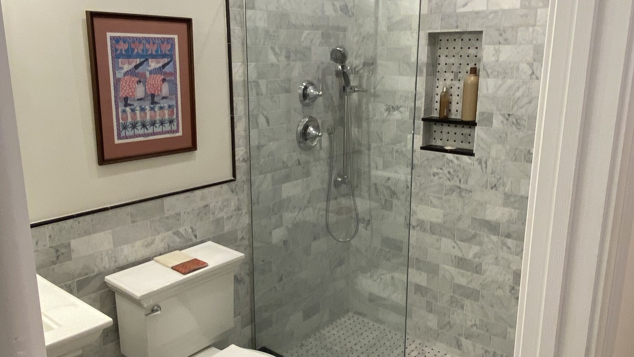 Photo of Bathroom in Etlan