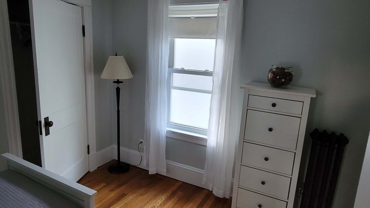 Photo of Bedroom in West Street - River Street