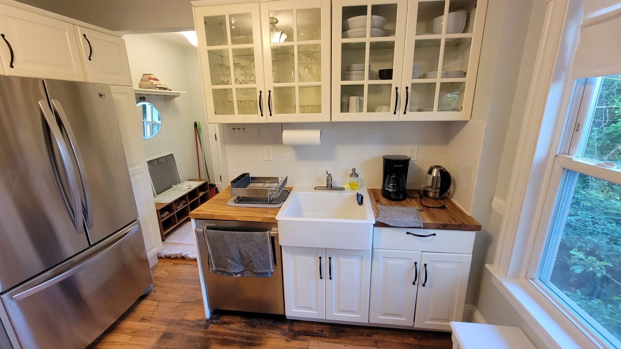 Photo of Kitchen in West Street - River Street